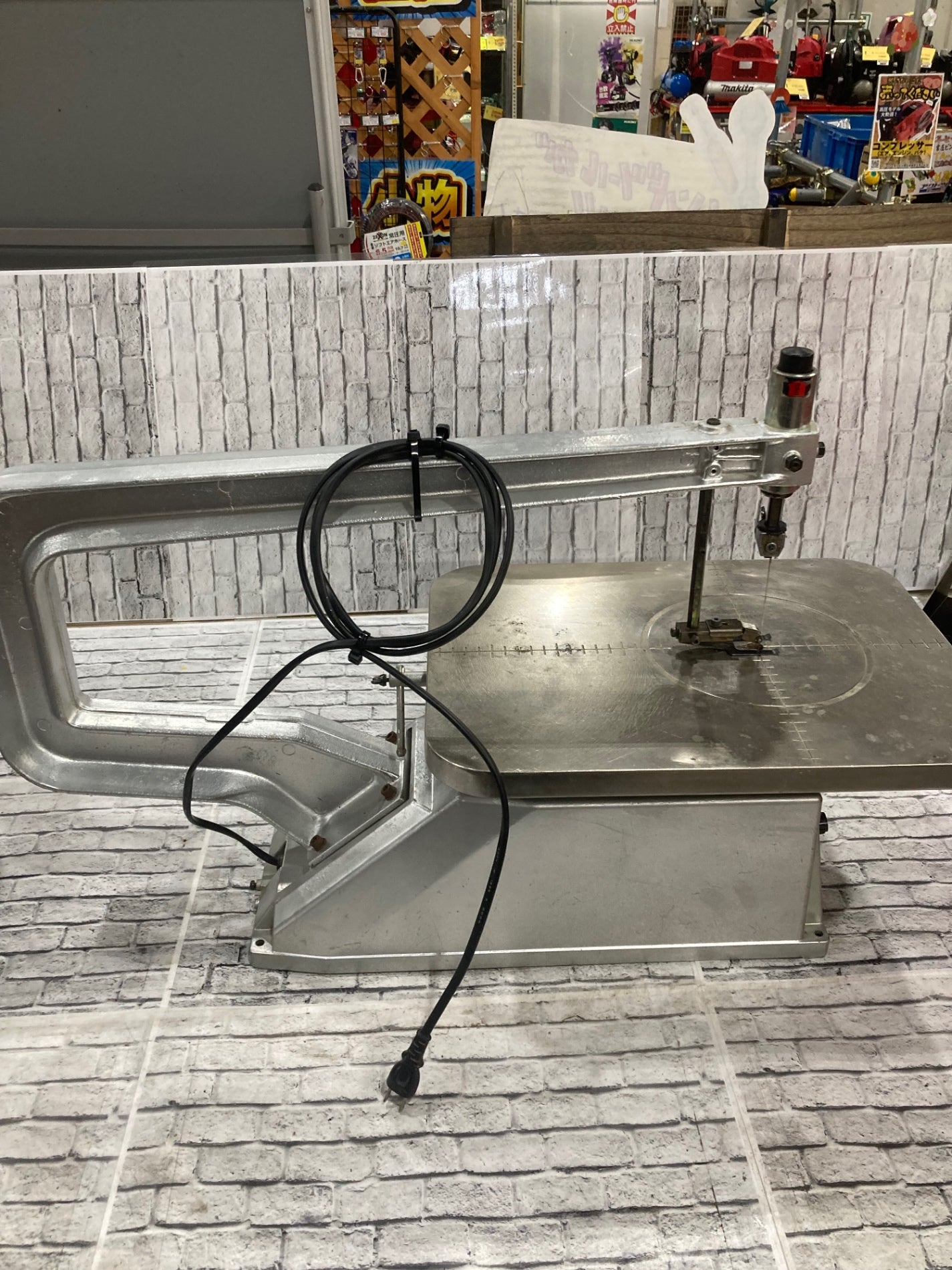○リョービ(RYOBI) 糸ノコ盤 TFE-550DX【川口店】 – アクトツール ○リョービ(RYOBI) 糸ノコ盤 TFE-550DX【川口店】 – アクトツール