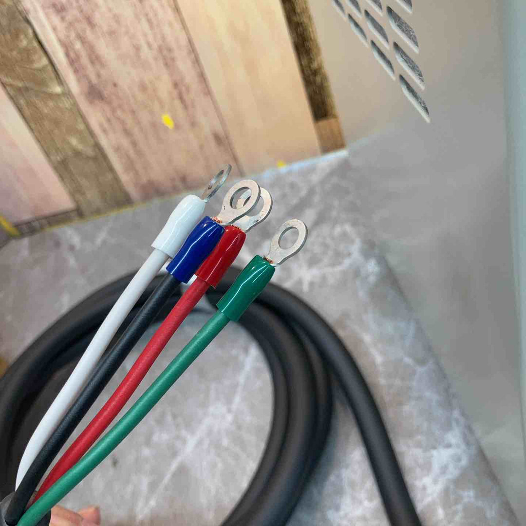 ◇NDC（日本電産テクノモータ） 高周波インバータ電源 HFI032B【八潮店】