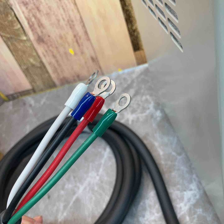 ◇NDC（日本電産テクノモータ） 高周波インバータ電源 HFI032B【八潮店】