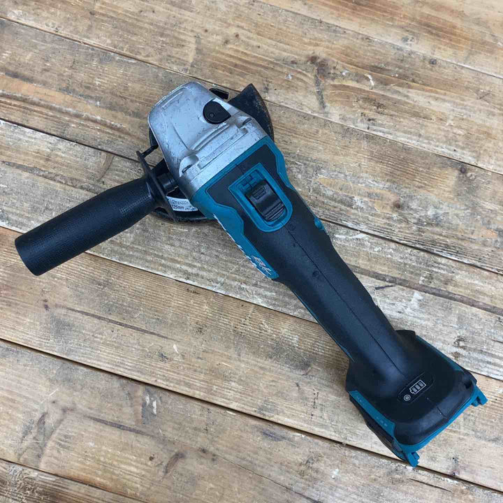 【中古品】 マキタ(makita) 125mmコードレスディスクグラインダ GA504DZN (GA504DN) 18V 動作良好♪ 【東大和店】