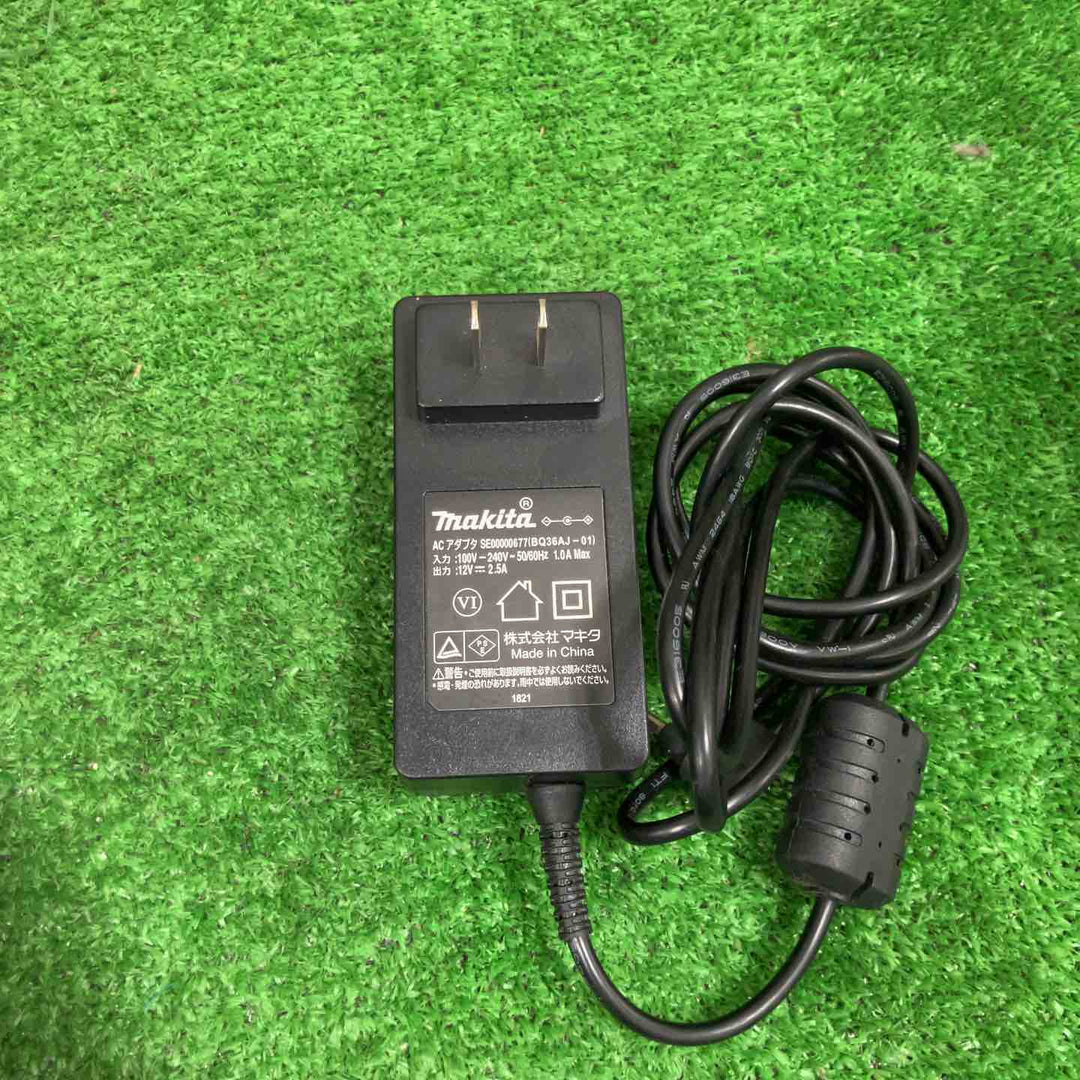 ★マキタ(makita) コードレスラジオ MR005GZO【草加店】