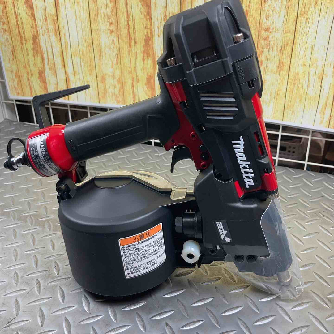 ★マキタ(makita) 高圧エア釘打ち機 AN636H【川崎店】