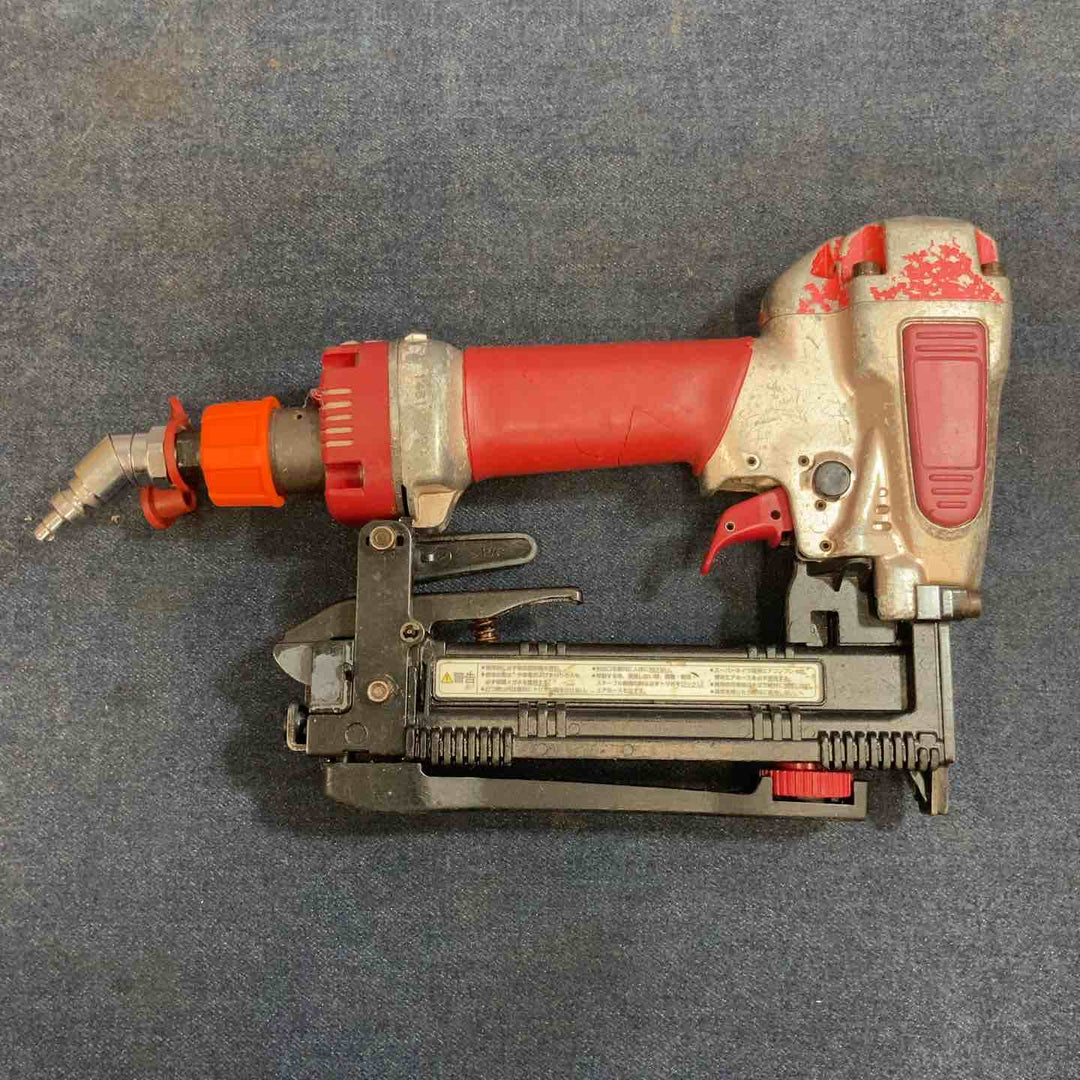 【中古品】◇マックス(MAX) 高圧ステープル用エアネイラ HA-R25/725M 本体のみ【八潮店】