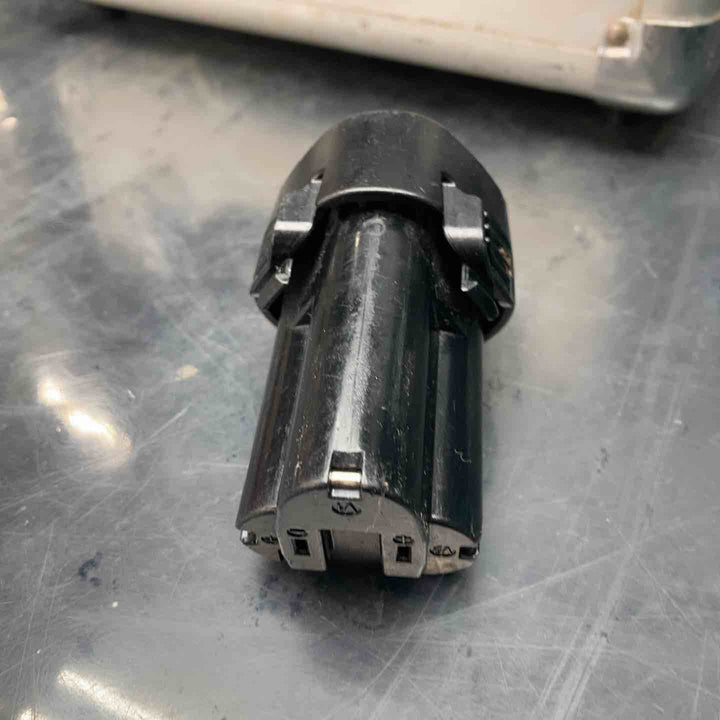 ☆マキタ(makita) コードレスインパクトドライバ TD090DWXW【川越店】
