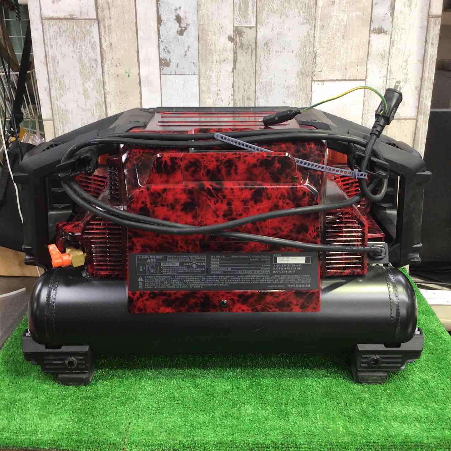 マックス(MAX) 高圧専用エアコンプレッサー AK-HH1310E_ジュラシック