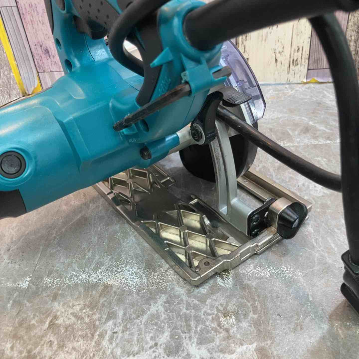 【中古品】★マキタ makita 125ｍｍ 防じん丸のこ KS5000FX 本体のみ【八潮店】
