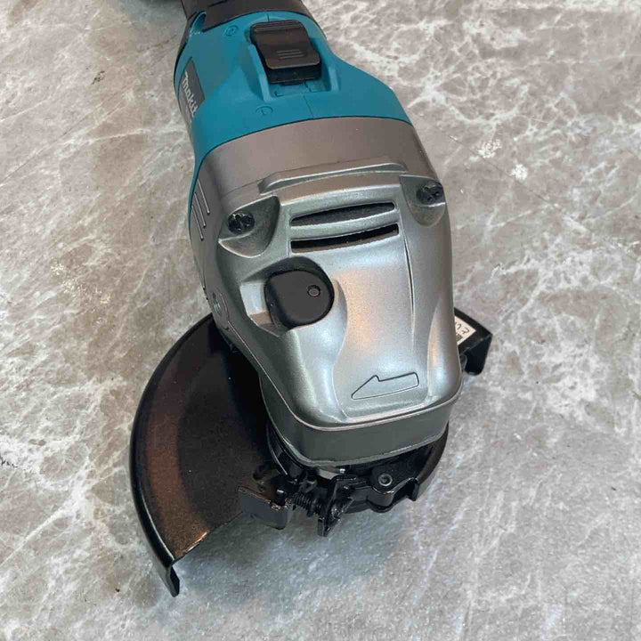 ★マキタ(makita) コードレスディスクグラインダ GA002GZ【八潮店】