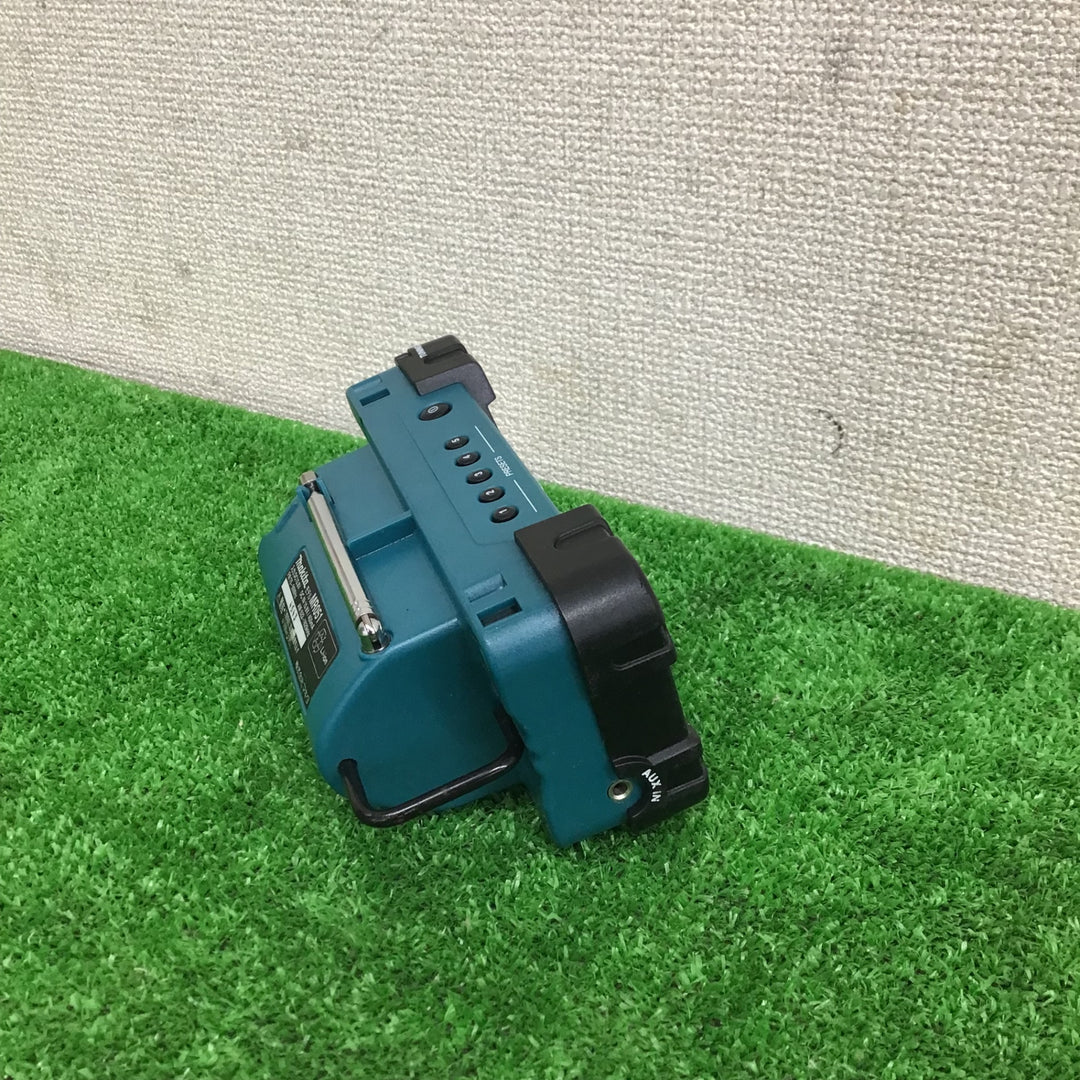 【中古品】マキタ/makita コードレスラジオ MR051 本体のみ 【鴻巣店】