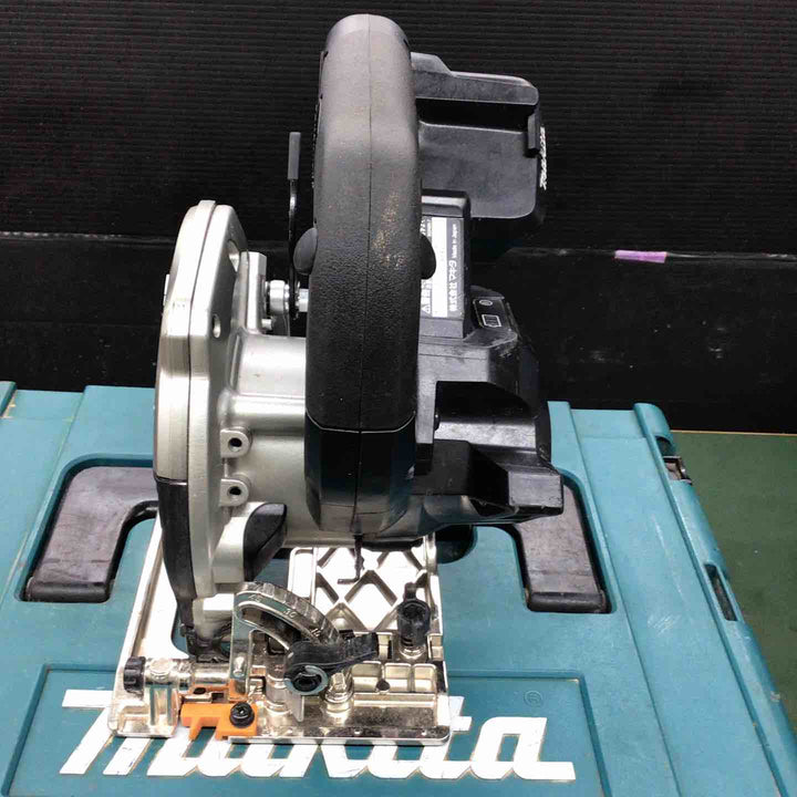 ★マキタ(makita) コードレス丸のこ HS474DRGXB【戸田店】