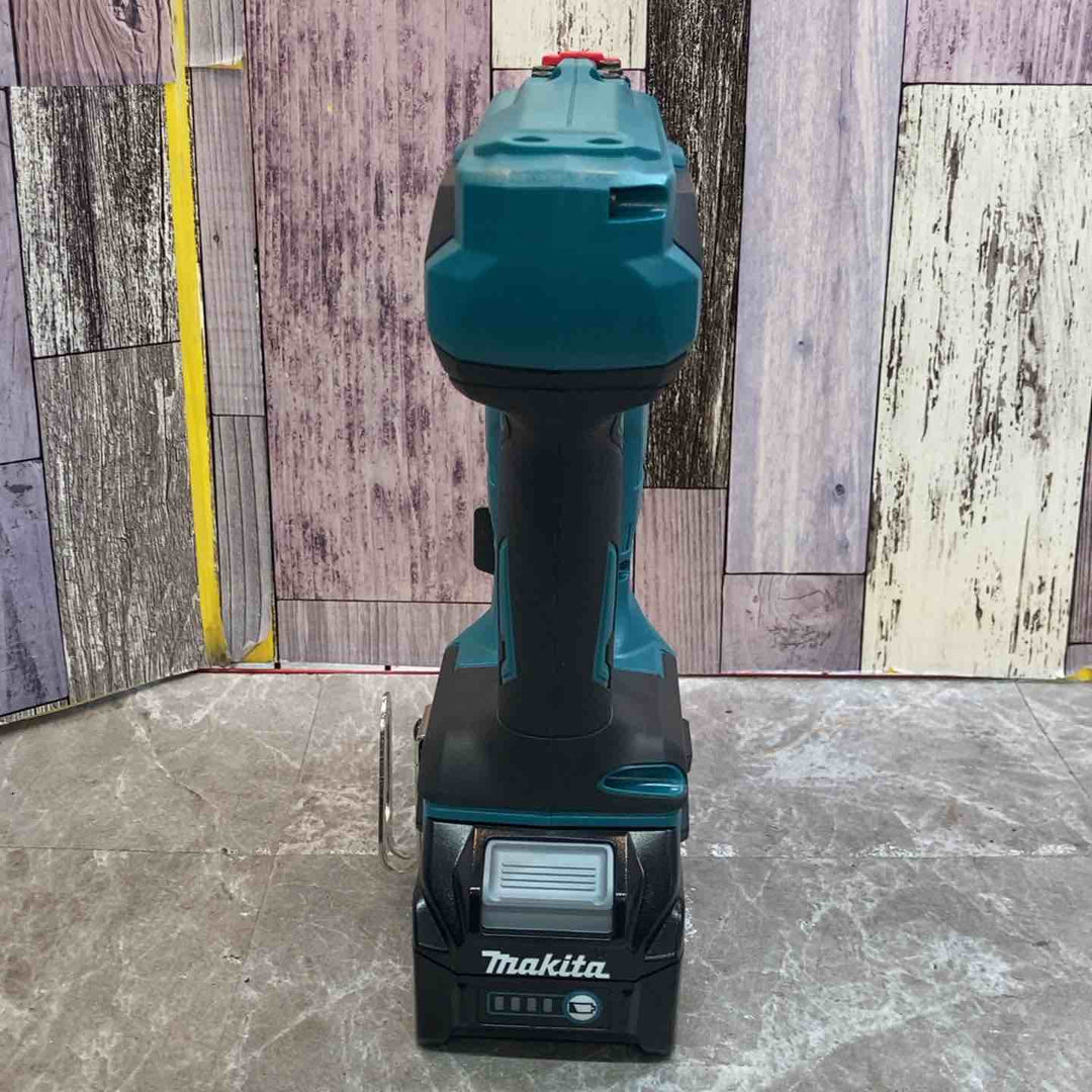 【未使用品】マキタ makita 40V コードレスタッカー J線/10mm ST002GRDX フルセット バッテリx2 充電器 ケース【八潮店】