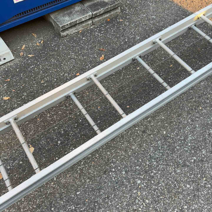 【店頭受取り限定】100V 荷揚げ機 最大60kg ライトリフター 日本産業機械 4m80cm 2連はしごセット【川口店】