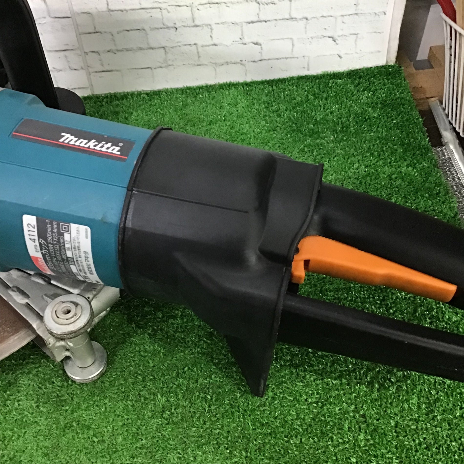 〇マキタ(makita) 305mm コンクリートカッター 4112【町田店】 – アクトツールオンラインショップ