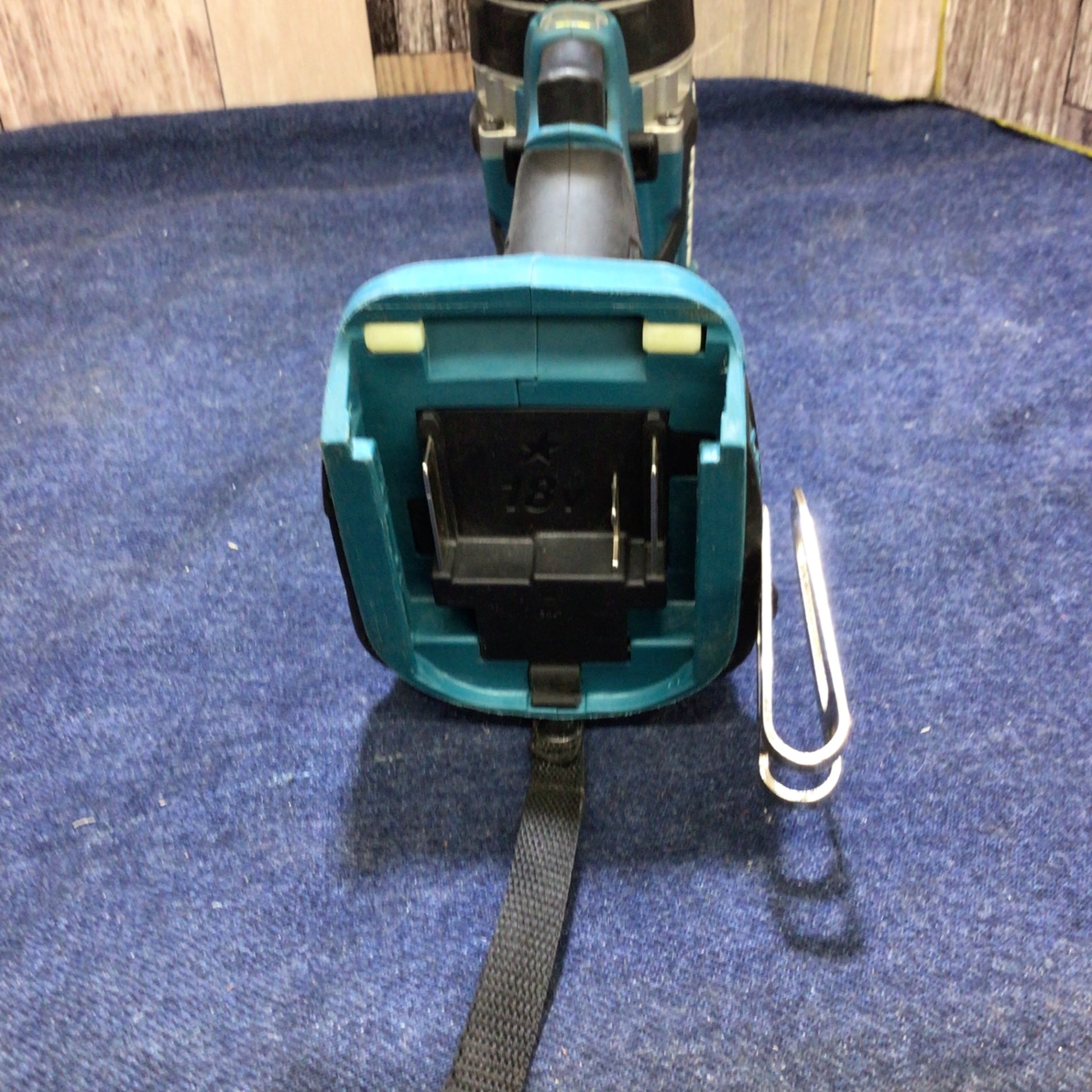 マキタ(makita) HP484DRGX コードレス振動ドリルドライバー【市川行徳店】【店頭取引限定】【中古】管理番号：ITRFN0EK5NDX ☆マキタ(makita) コードレス振動ドリルドライバー HP484DRGX【八潮店