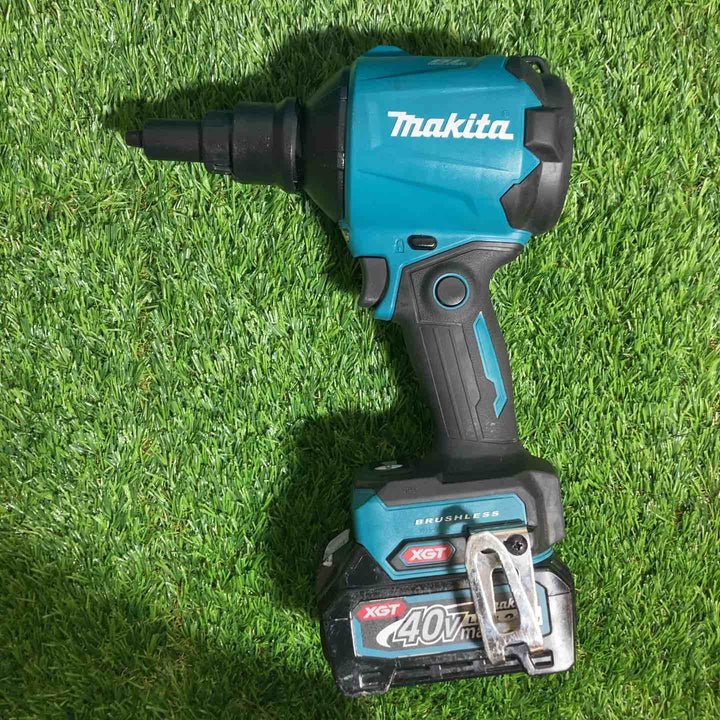 ★マキタ(makita) コードレスエアダスタ AS001GRD　バッテリー、充電器1個付属　充電回数12回【戸田店】
