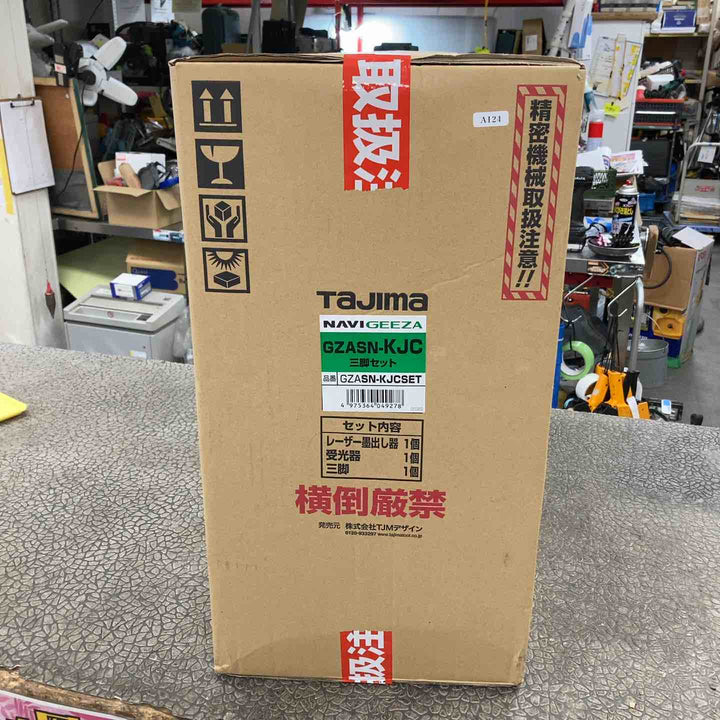 ◇タジマ レーザー墨出し器 NAVI GEEZA センサーKJC 三脚セット 矩十字・横全周 GZASN-KJCSET【川崎店】