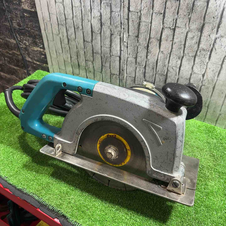 ◇マキタ(makita) 205mm カッタ 4108R コンクリートカッター 本体のみ【川口店】