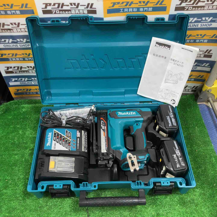 ★マキタ(makita) コードレスタッカ ST421DRG【草加店】