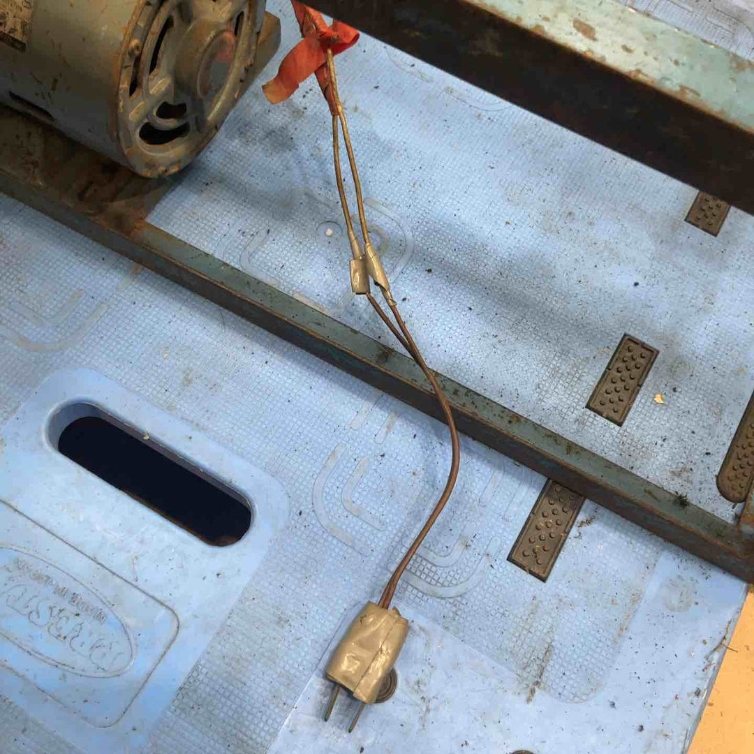 【店頭受取り限定】メーカー不明 ロール成型機 型式不明 通電確認のみ【草加店】