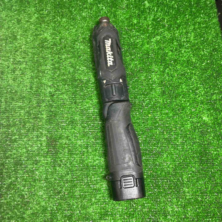 ★マキタ(makita) コードレスペンインパクトドライバー TD022DSHXB【藤沢店】