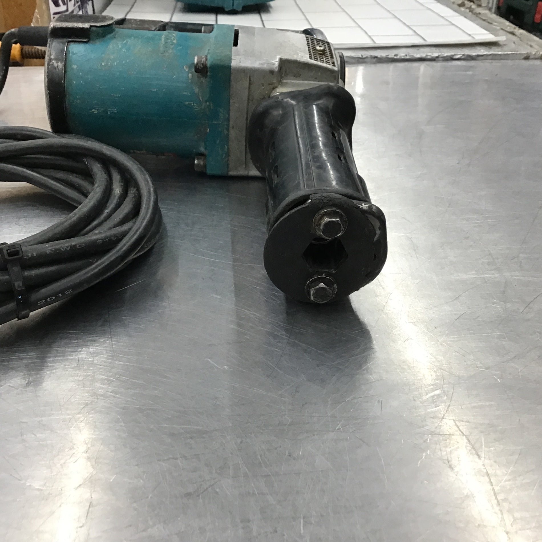 ☆マキタ(makita) 電動ケレン HK1810【所沢店】 – アクトツール