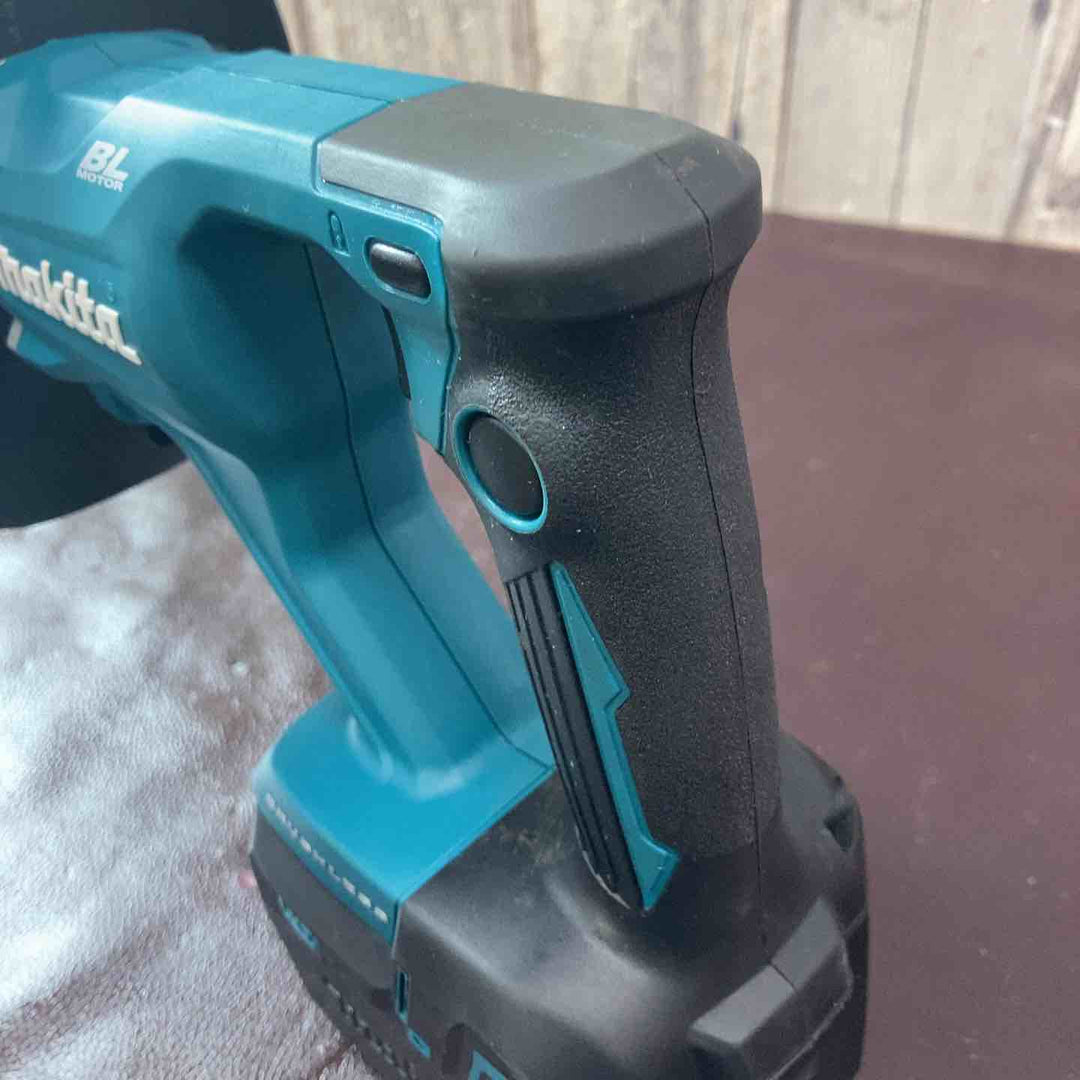 【中古品】★マキタ(makita) コードレスかくはん機 UT130DZ【東大和店】