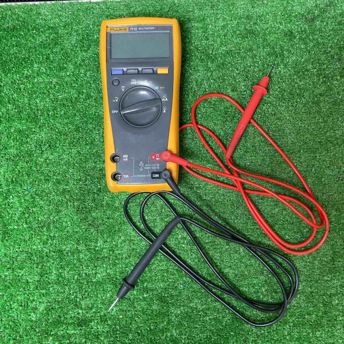 デジタル自動切替平均応答手動RangingマルチメーターFLUKE 77IV【岩槻店】 デジタル自動切替平均応答手動RangingマルチメーターFLUKE 77IV【岩槻