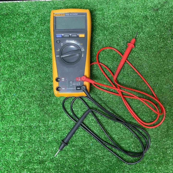 デジタル自動切替平均応答手動RangingマルチメーターFLUKE 77IV【岩槻店】