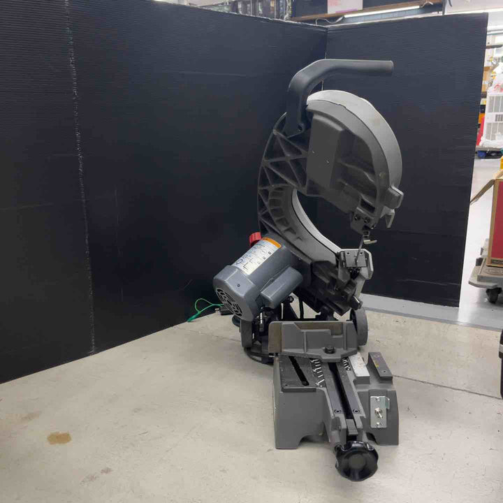 【店頭受取り限定】▼マキタ(makita)メタルバンドソー B128 平バイス式 100V【戸田店】