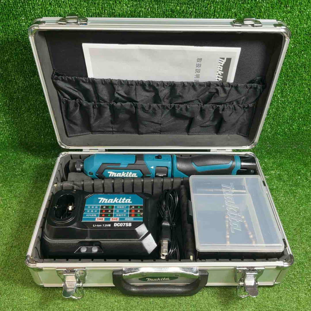【中古品】マキタ(makita) コードレスペンインパクトドライバー TD022DSHX【藤沢店】