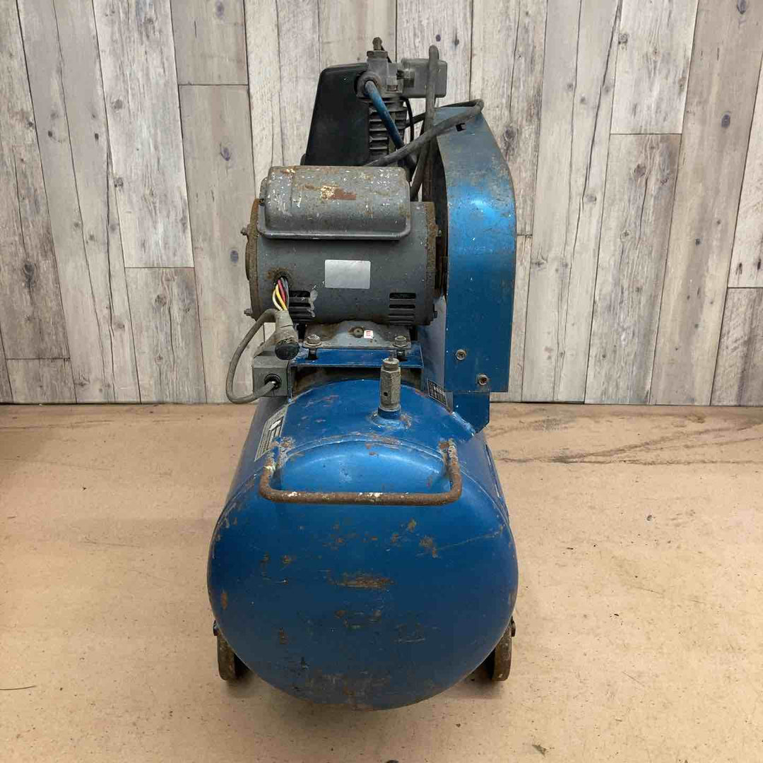 【中古品/店頭受取り限定】アネスト岩田(IWATA) エアーコンプレッサ  SU07PB 100V【東大和店】