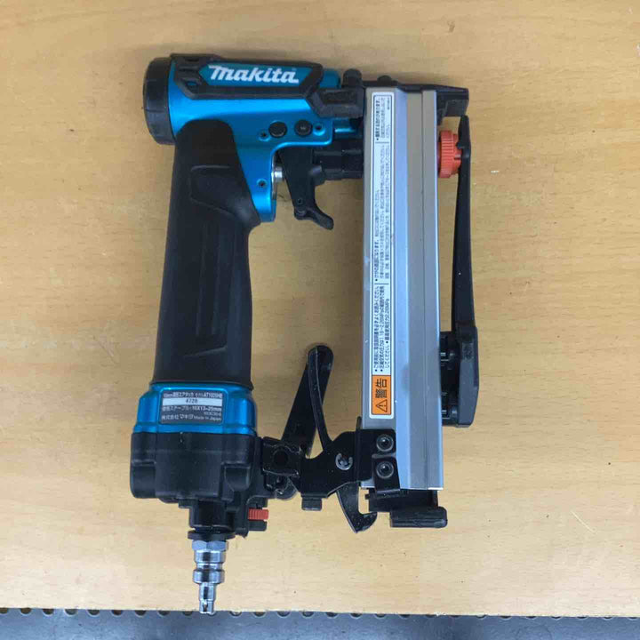 ★マキタ(makita) 高圧エアタッカ AT1025HEM【越谷店】