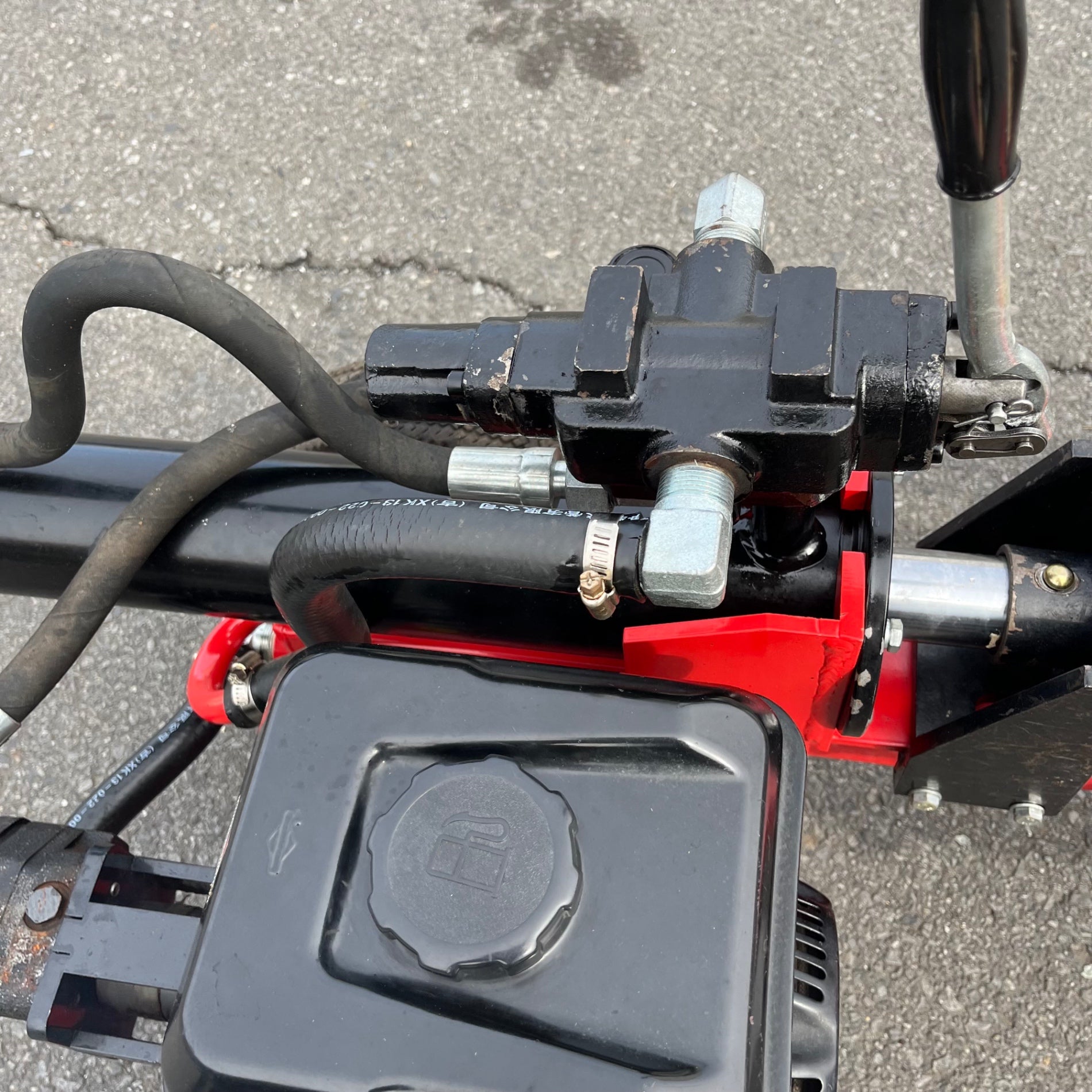 中古工具　薪割り機　WAKO 薪割機-エンジン＆電動- – 和光商事株式会社