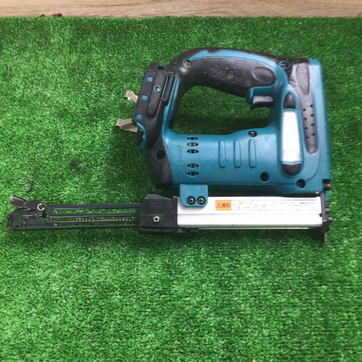 マキタ(makita) コードレスタッカ ST420DZK【町田店】
