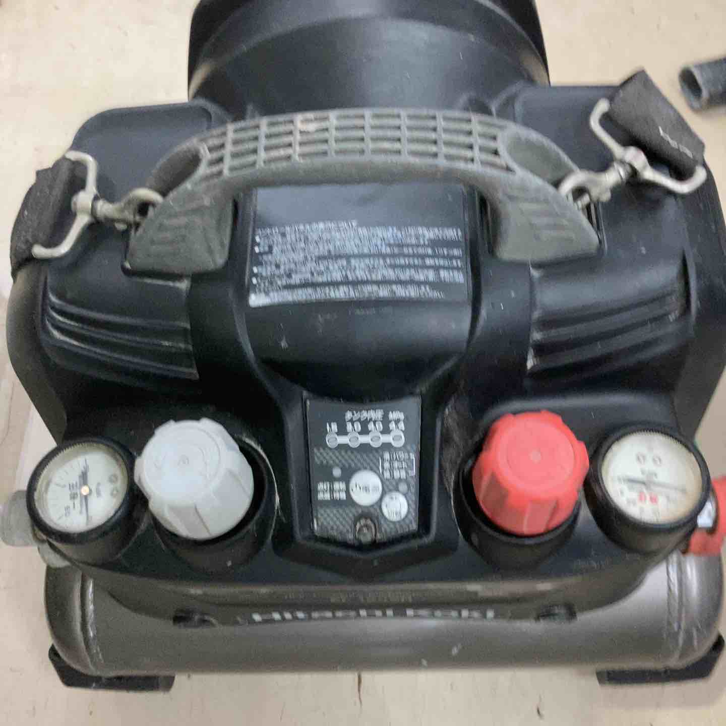 ☆ハイコーキ(HIKOKI ※旧:日立工機) エアコンプレッサー EC1245H【町田