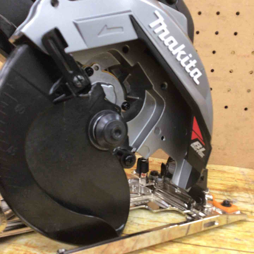 マキタ(makita) コードレス丸のこ HS001GZB【川崎店】