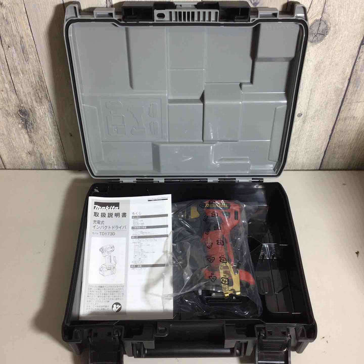 【未使用品】マキタ(makita) コードレスインパクトドライバー TD173 LXT20周年記念限定カラー プレミアムレッド 本体＋ケース【戸田店】
