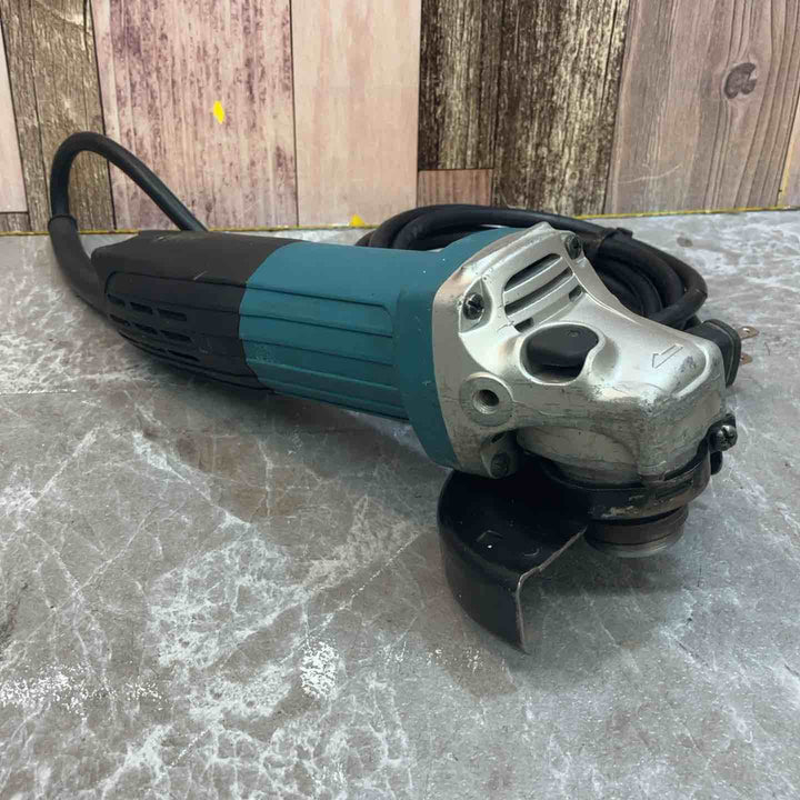 【中古品】☆マキタ(makita) 100mmディスクグラインダ GA4033【八潮店】