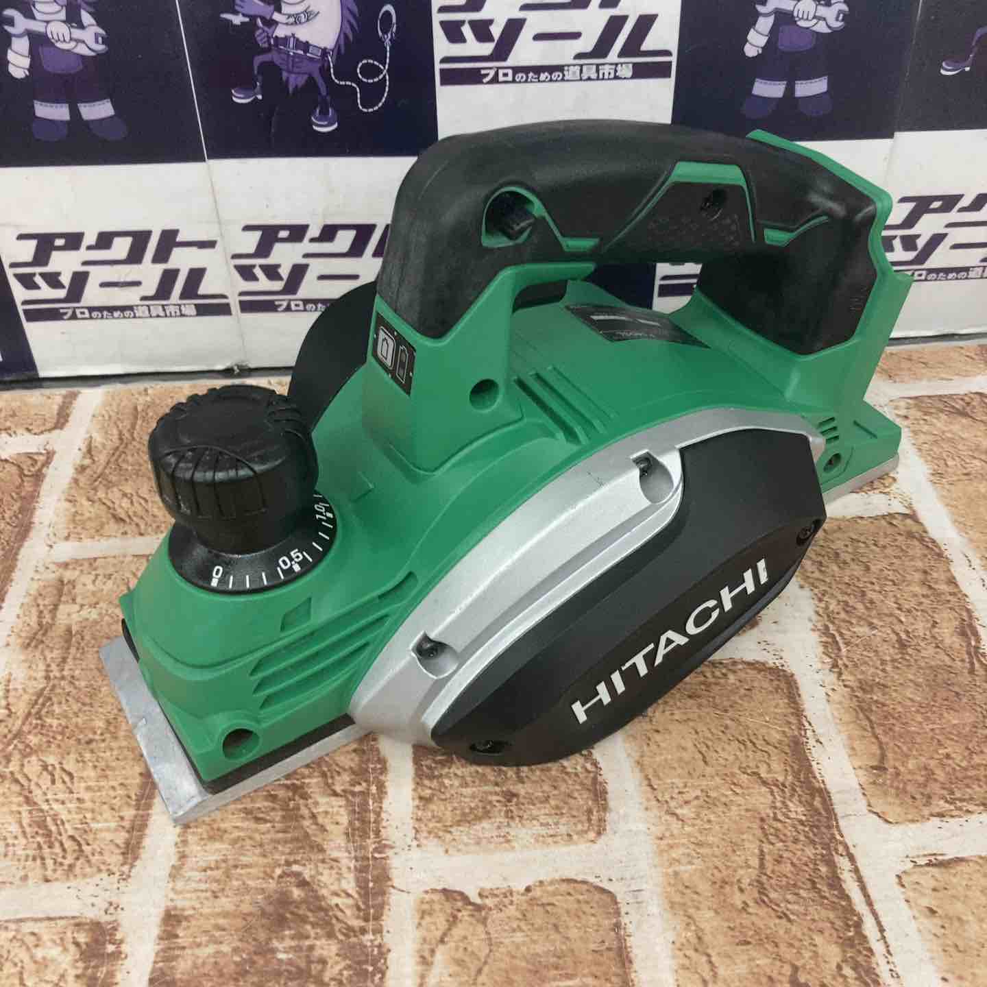 中古品】HiKOKI(旧日立工機) 14.4V コードレスかんな 充電式 刃幅82mm