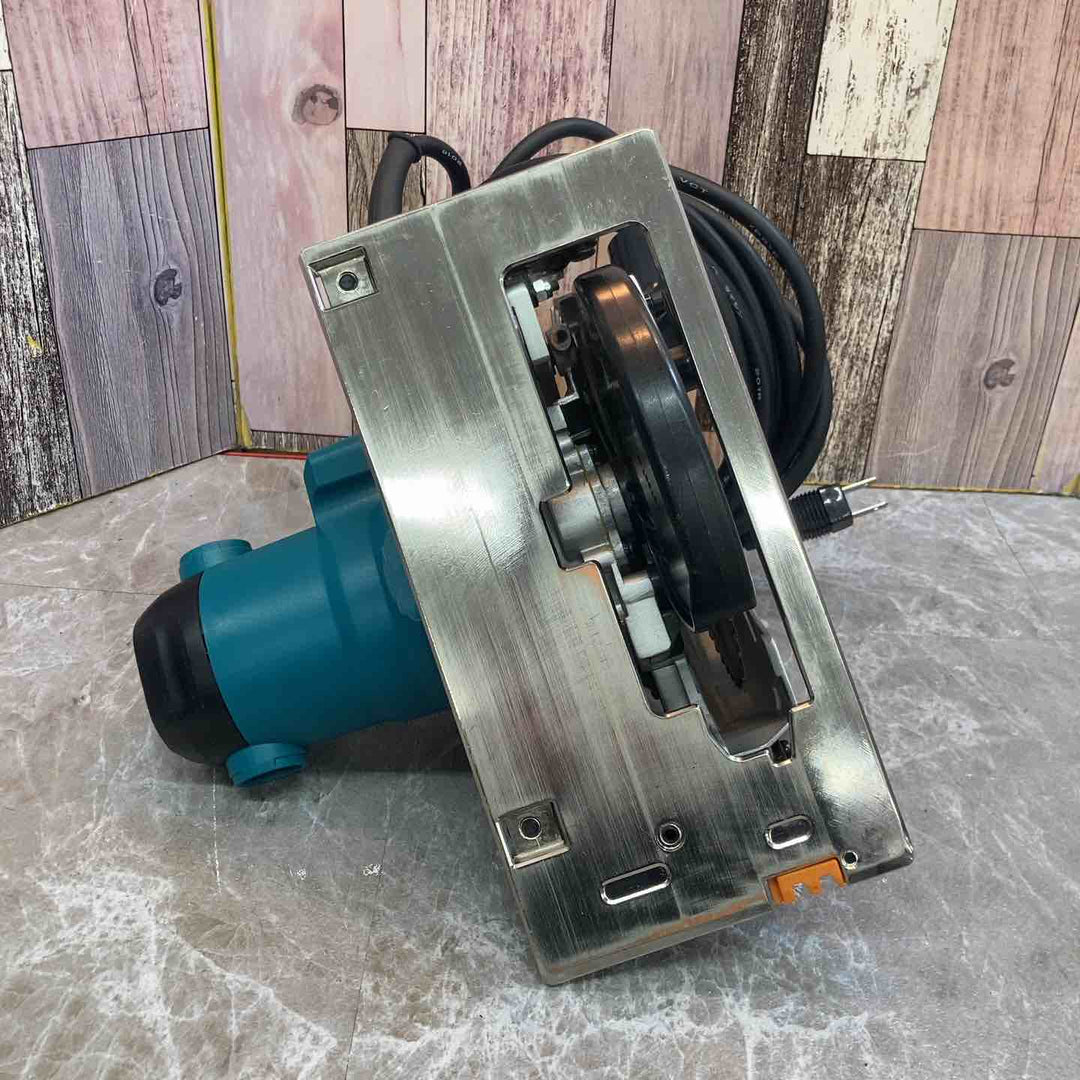 【中古品】★マキタ makita 147mm 電子マルノコ 5332C 本体のみ【八潮店】