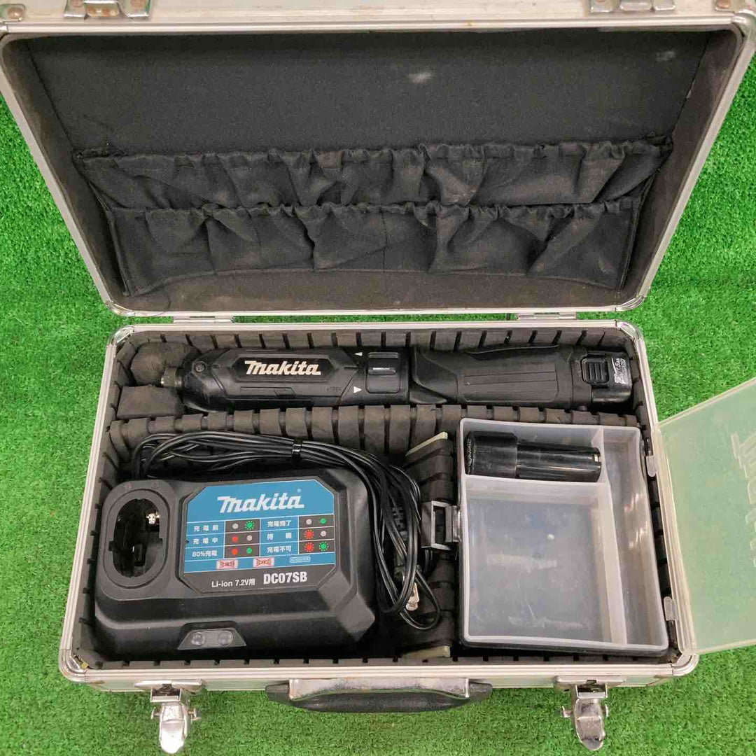 ★マキタ(makita) コードレスペンインパクトドライバー TD022DSHXB【川崎店】