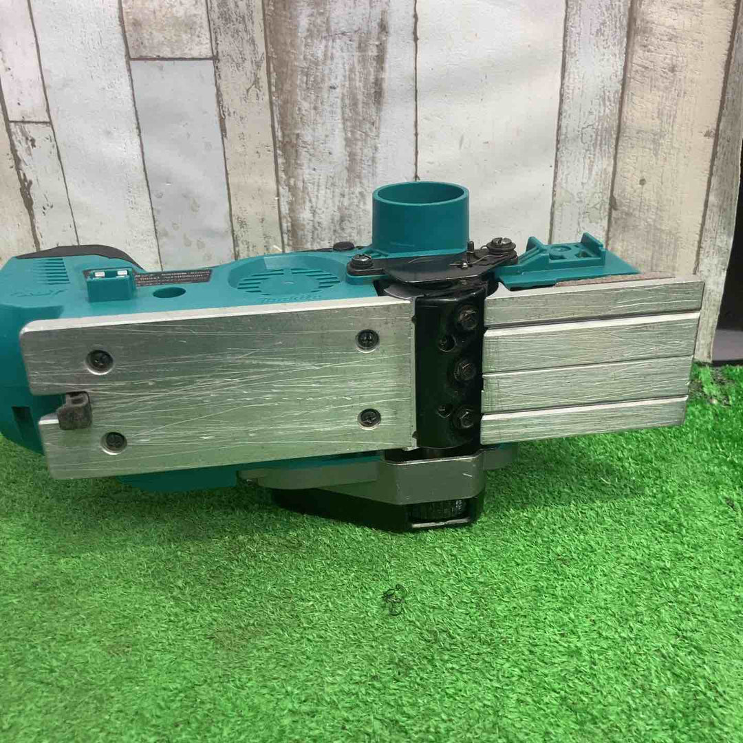 ★マキタ(makita) コードレスカンナ KP001GZ【町田店】