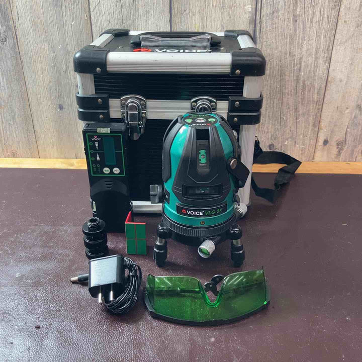 【中古品】VOICE レーザー墨出し器 5ライングリーンレーザー 矩十字・横 VLG-5X【東大和店】