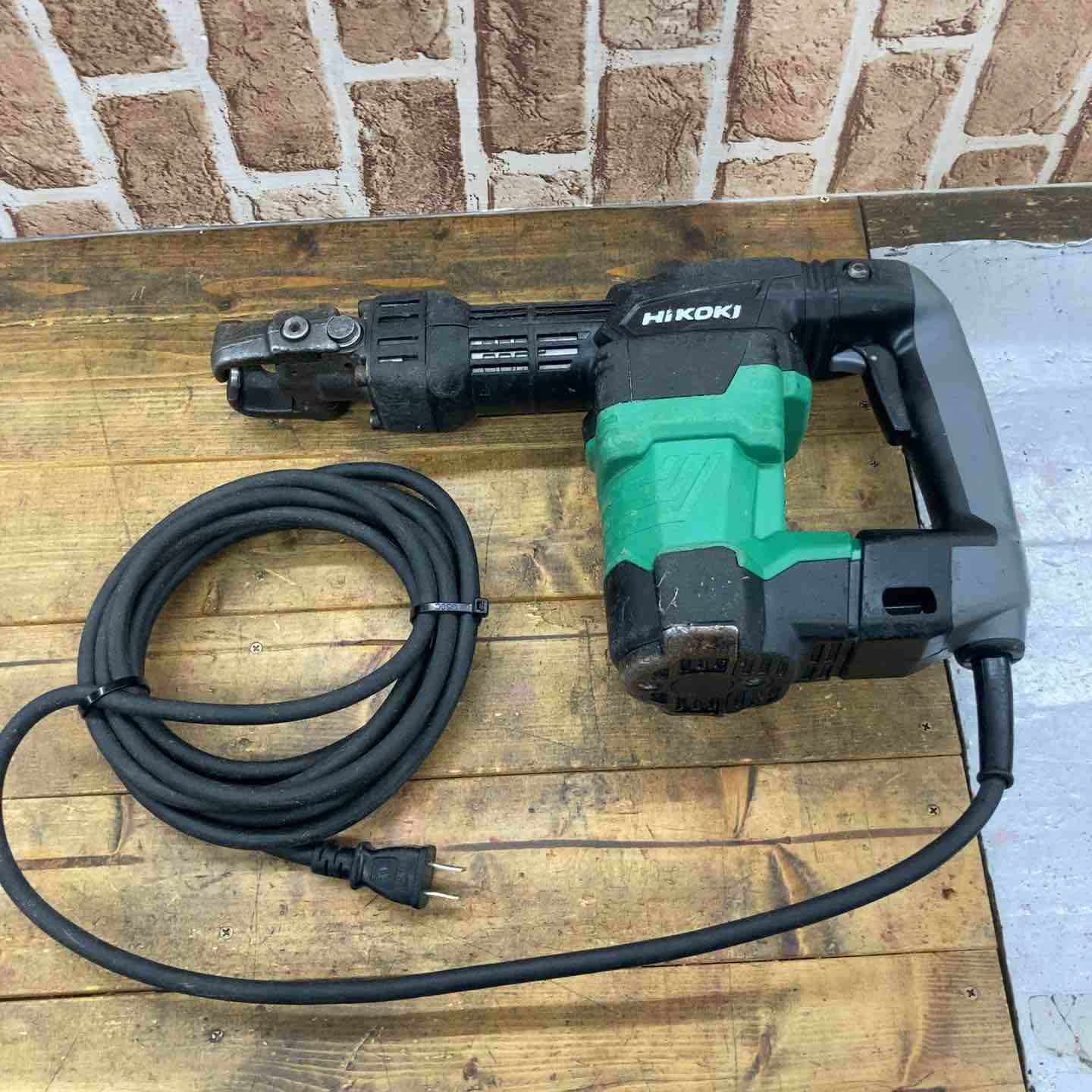 日立工機 電動ハンマ 日立工機 電動ハンマー H41SAの中古 中古C傷