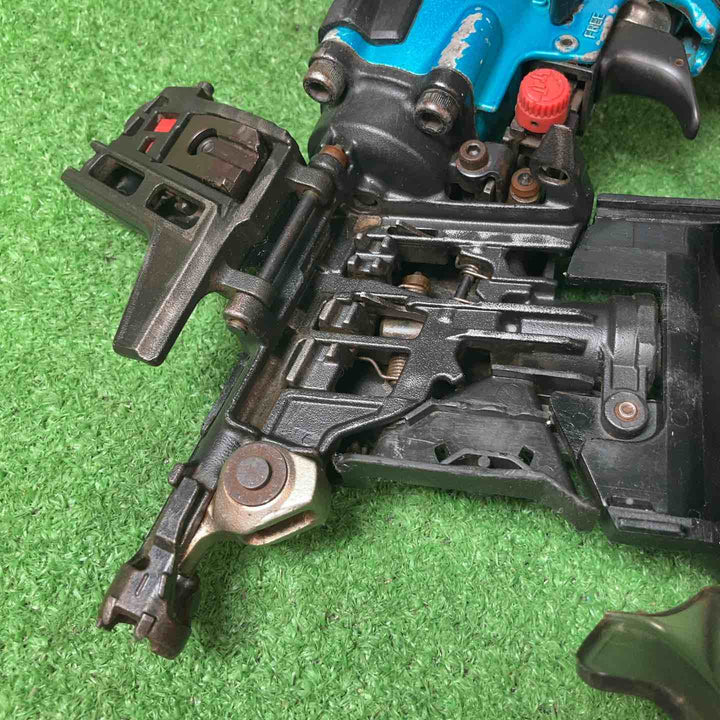 ★マキタ(makita) 高圧エア釘打ち機 AN633HM【岩槻店】