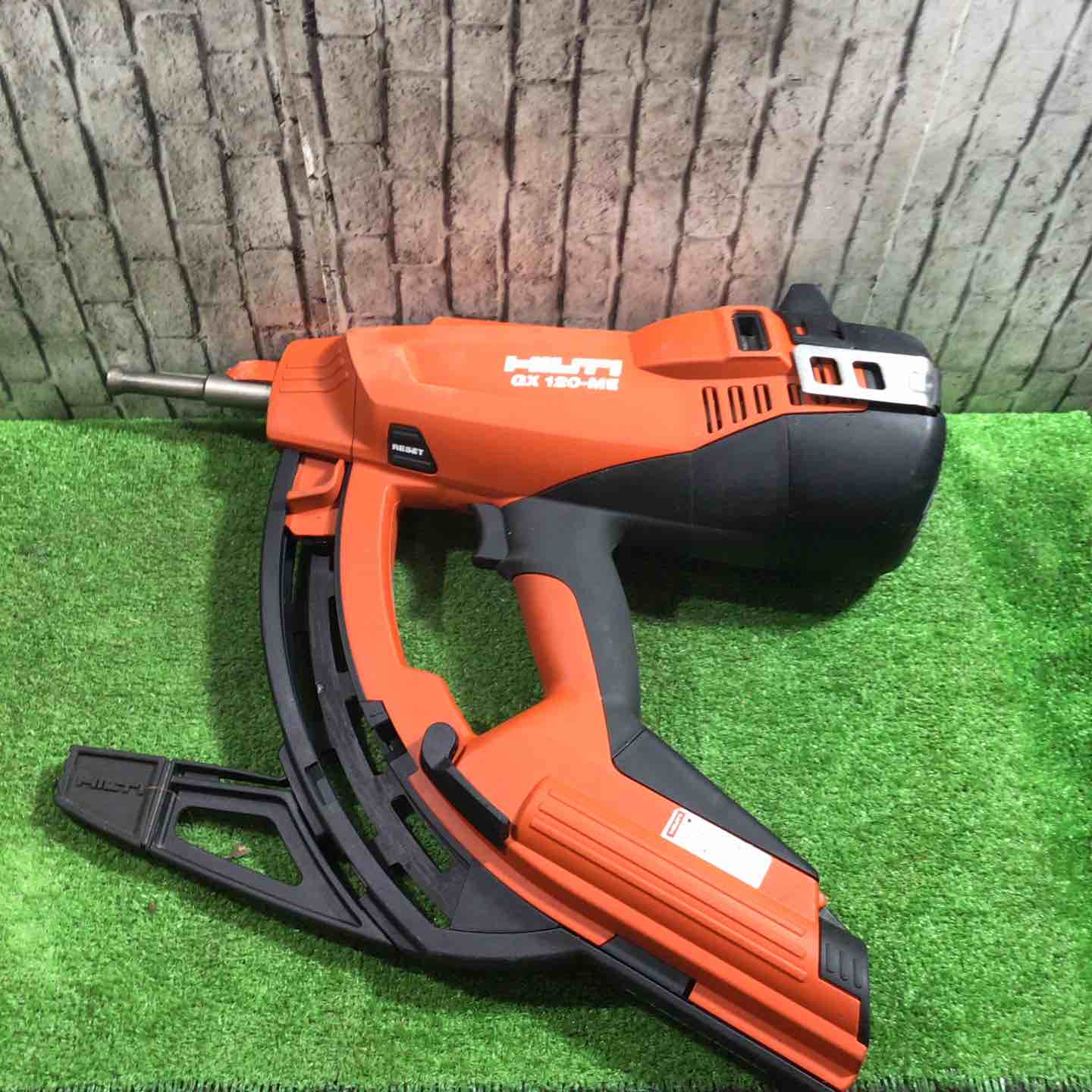 ◇ヒルティ(HILTI) ガス式鋲打機 GX120-ME 電気・機械設備用【川口店