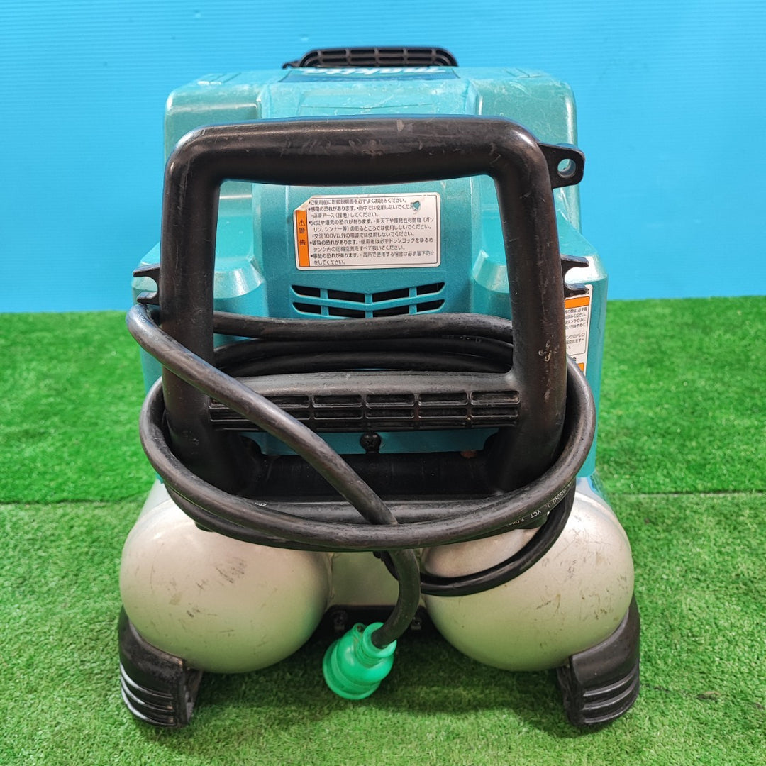 ★マキタ(makita) エアコンプレッサー AC462XLH【岩槻店】