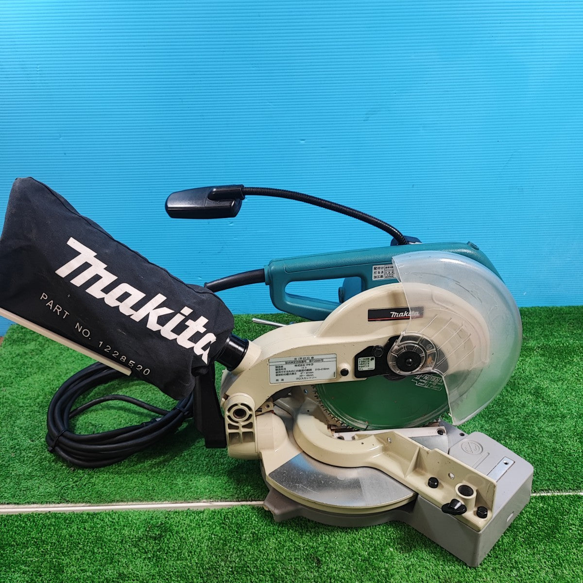 ☆マキタ(makita) 216mm卓上マルノコ LS0840F【岩槻店】