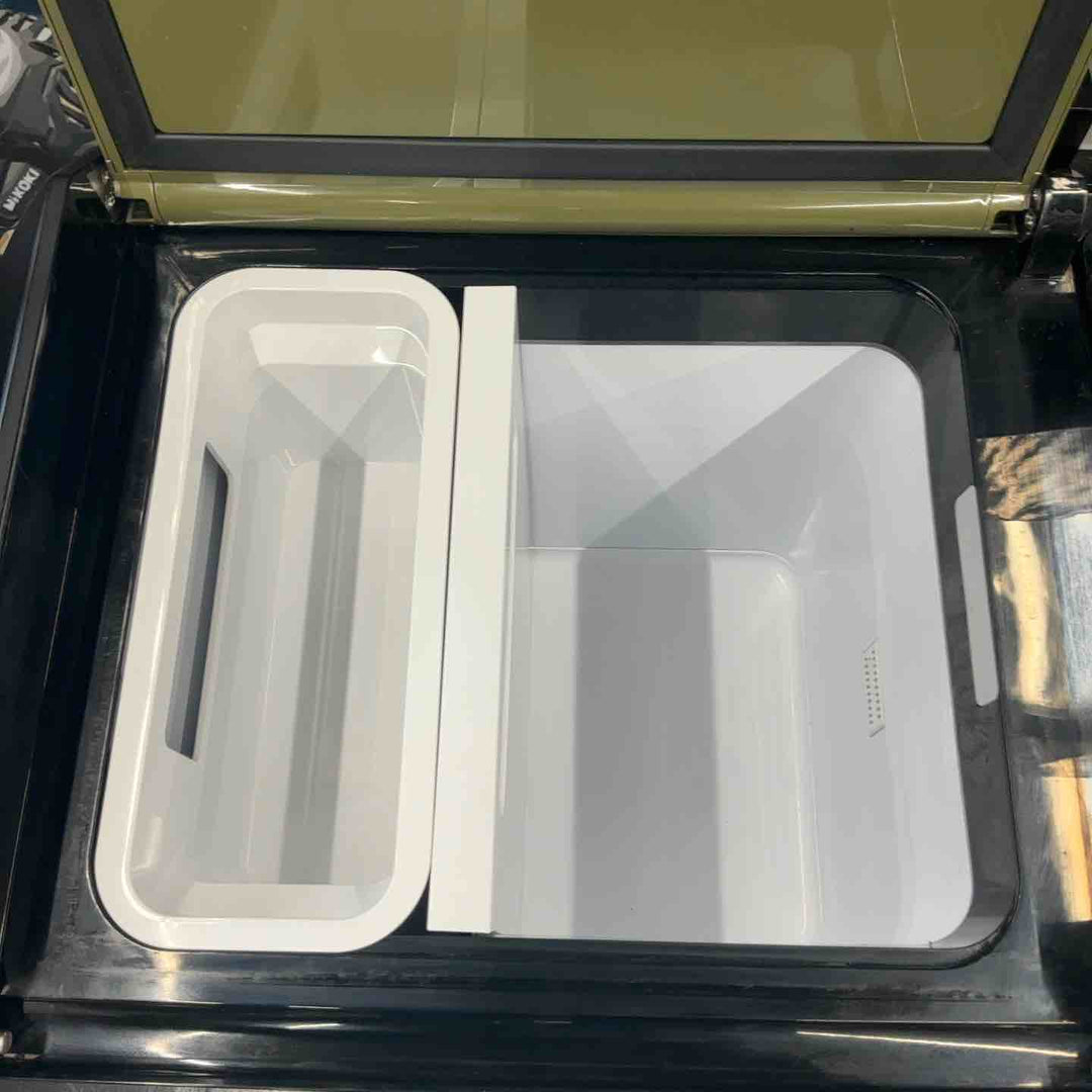 【中古品】 マキタ (makita) 40Vコードレス冷温庫 CW006GZO(本体のみ)_オリーブ 【藤沢店】