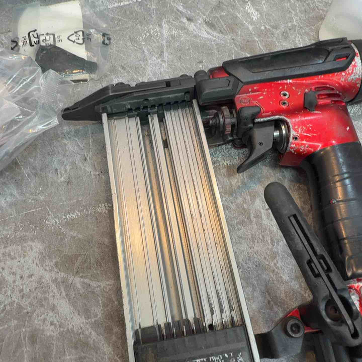★マキタ(makita) 高圧フィニッシュネイラ AF552H【八潮店】