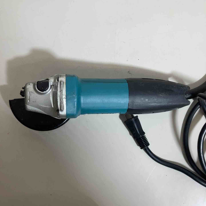 ☆マキタ(makita) 100mmディスクグラインダー GA4031【戸田店】